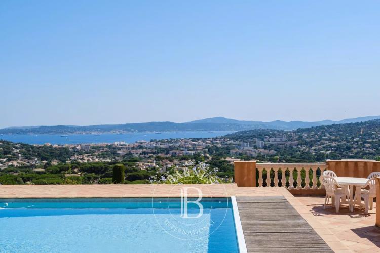 Sainte-Maxime – Domaine privé -  Propriété de caractère avec piscine et vue mer panoramique
