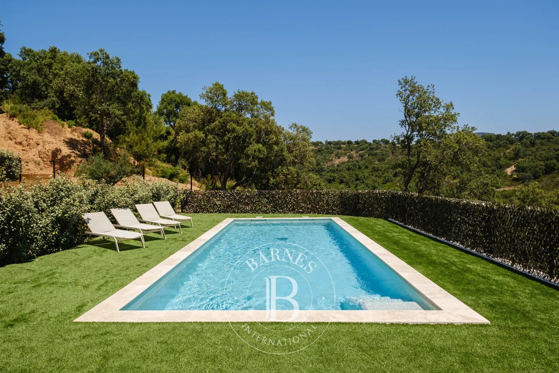 SAINTE-MAXIME - Villa - Piscine - Garage - 5 Chambres